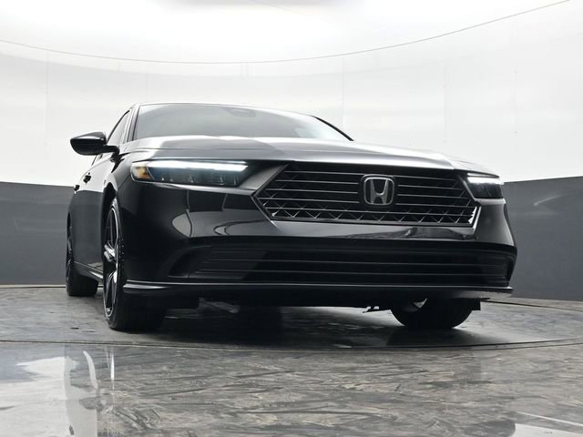 Used 2025 Honda Accord Sport image 28