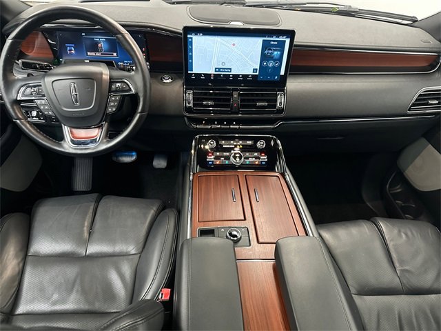 Used 2022 Lincoln Navigator Reserve image 24