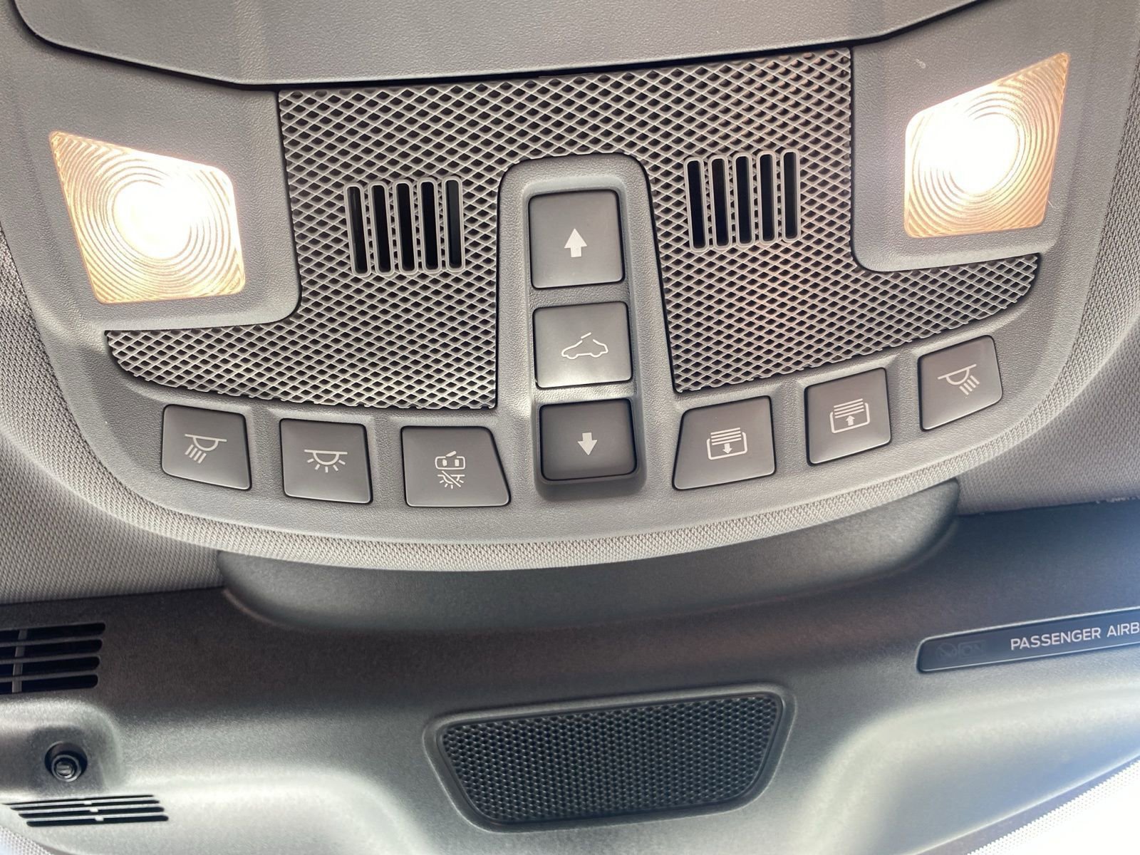 Used 2021 Lincoln Nautilus Reserve w/ Equipment Group 202A image 19