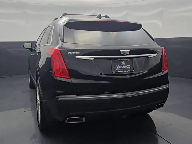 Used 2017 Cadillac XT5 Premium Luxury FWD image 20