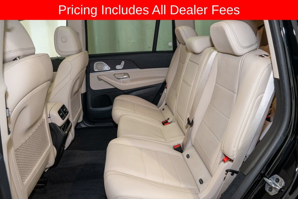 Used 2025 Mercedes-Benz GLS 450 4MATIC image 9