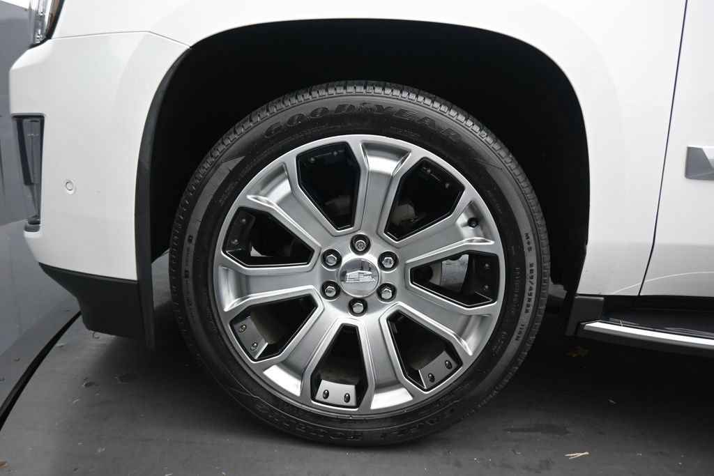 Used 2019 Cadillac Escalade ESV Luxury AWD/4WD image 64