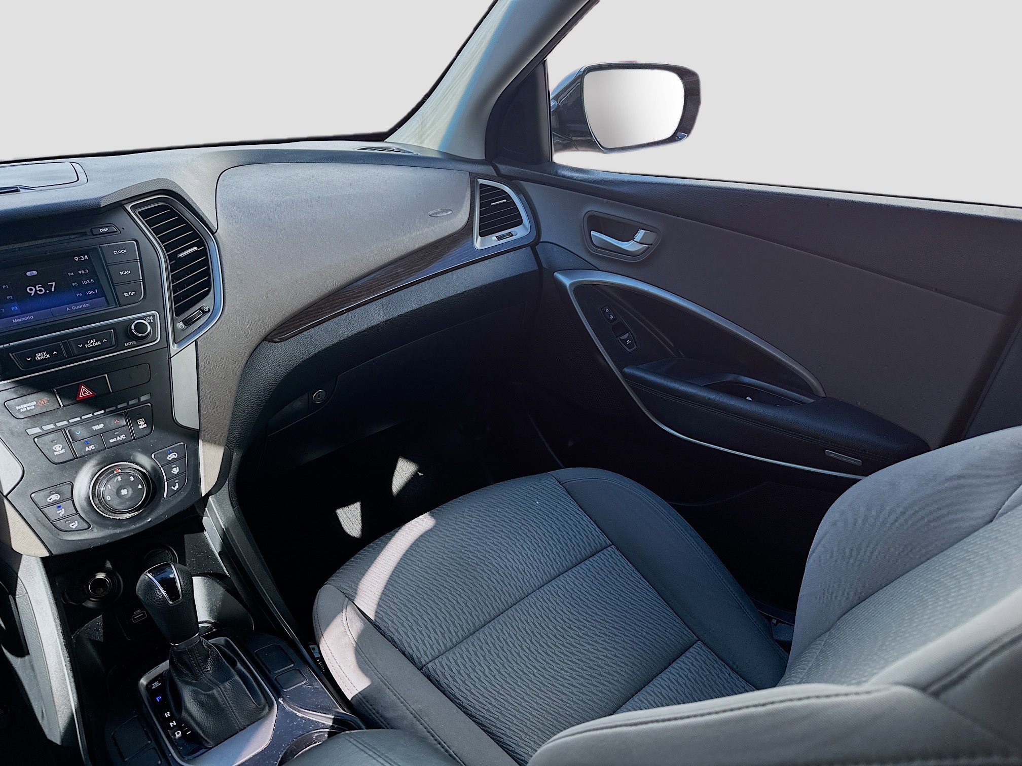 Used 2017 Hyundai Santa Fe Sport image 19