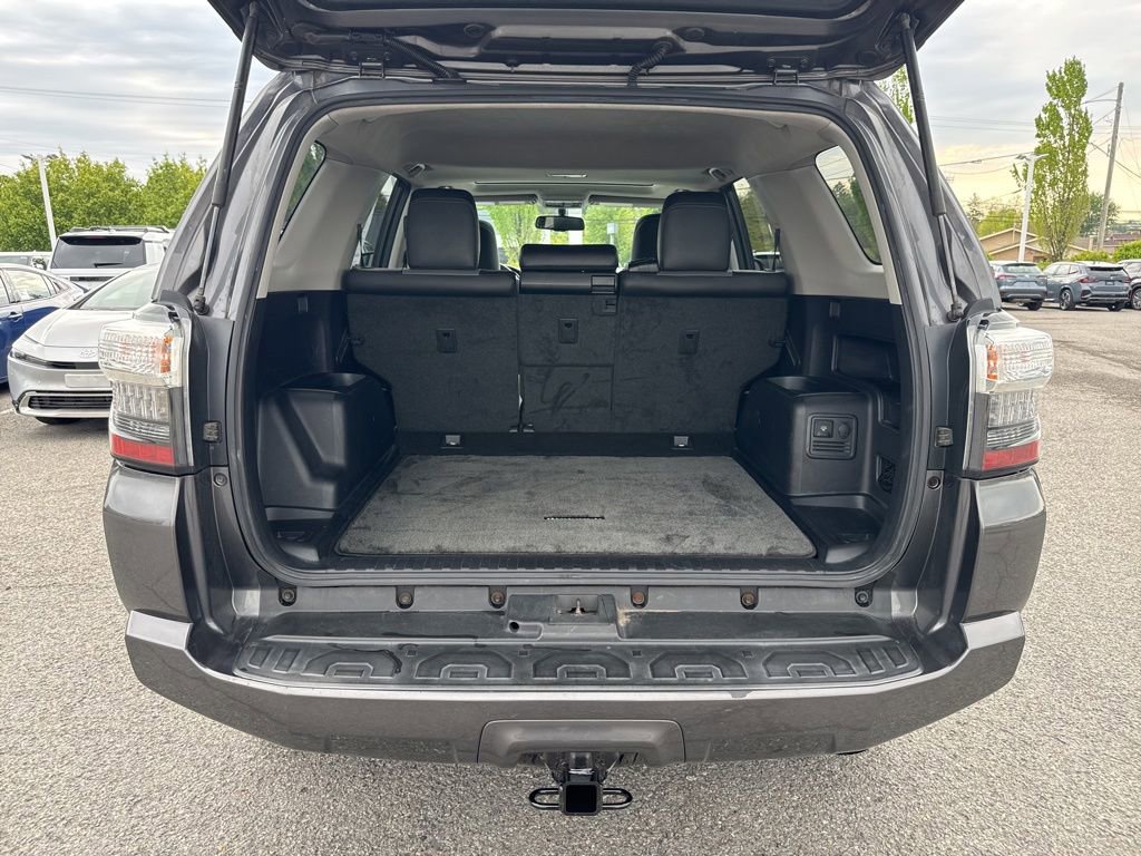 Certified 2018 Toyota 4Runner SR5 Premium AWD/4WD image 4