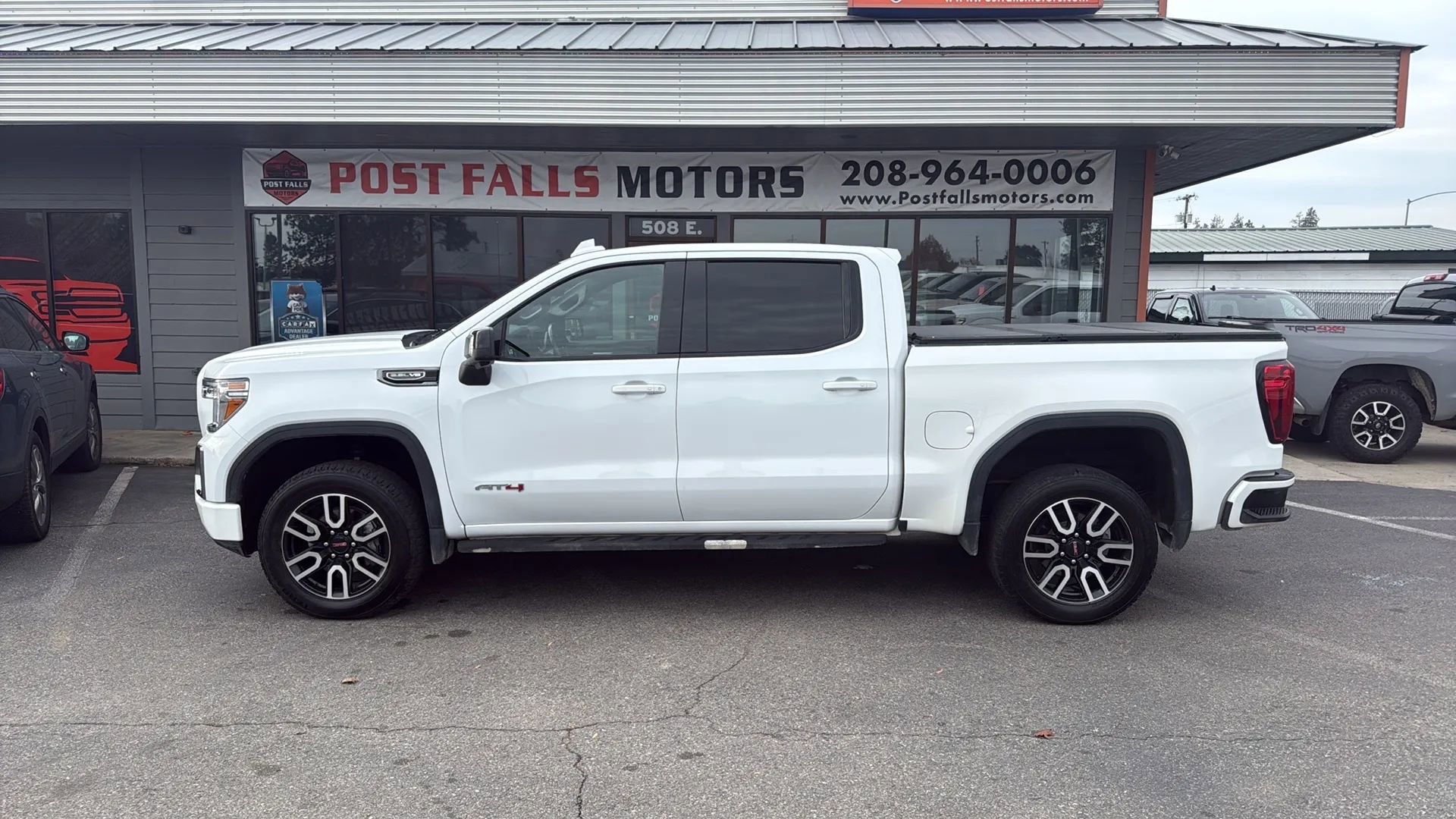 Used 2021 GMC Sierra 1500 AT4 w/ AT4 Value Package image 1