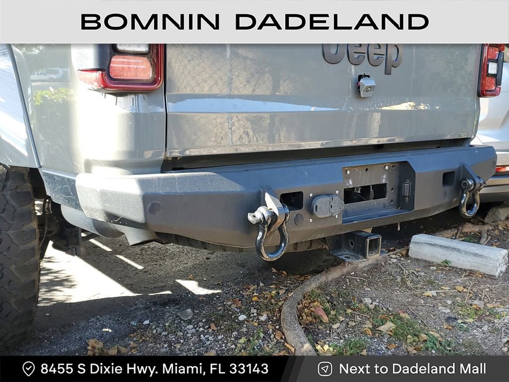 Used 2020 Jeep Gladiator Sport image 5