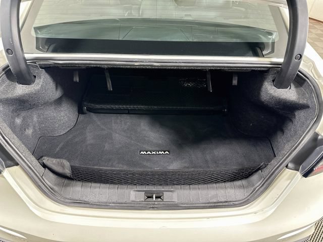 Used 2023 Nissan Maxima SR w/ Sport Mat Group FWD image 31