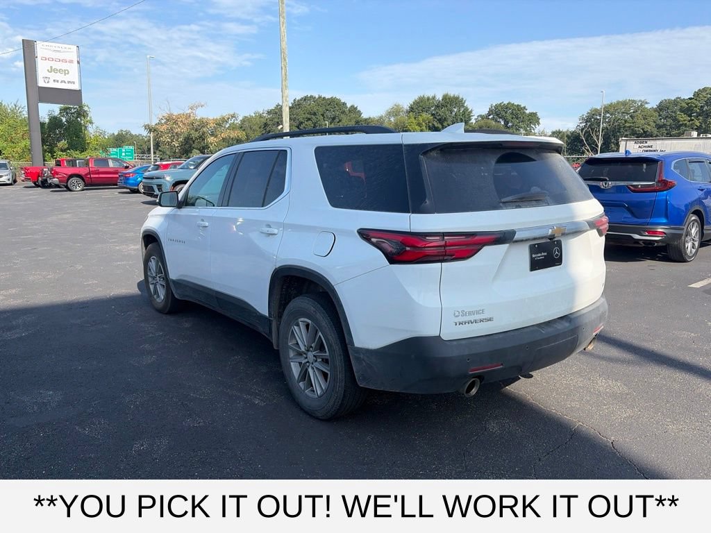 Used 2022 Chevrolet Traverse LT FWD image 4