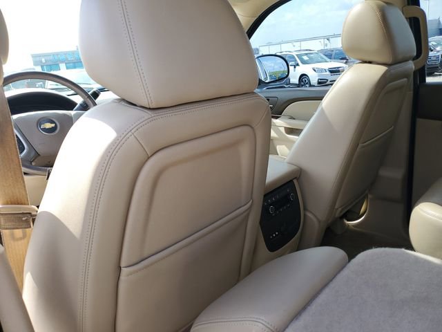 Used 2013 Chevrolet Tahoe LTZ AWD/4WD image 27