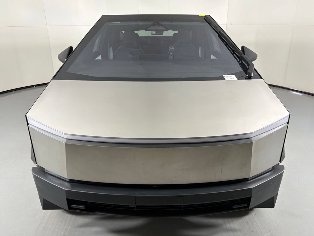 Used 2024 Tesla Cybertruck AWD Crew Cab image 3