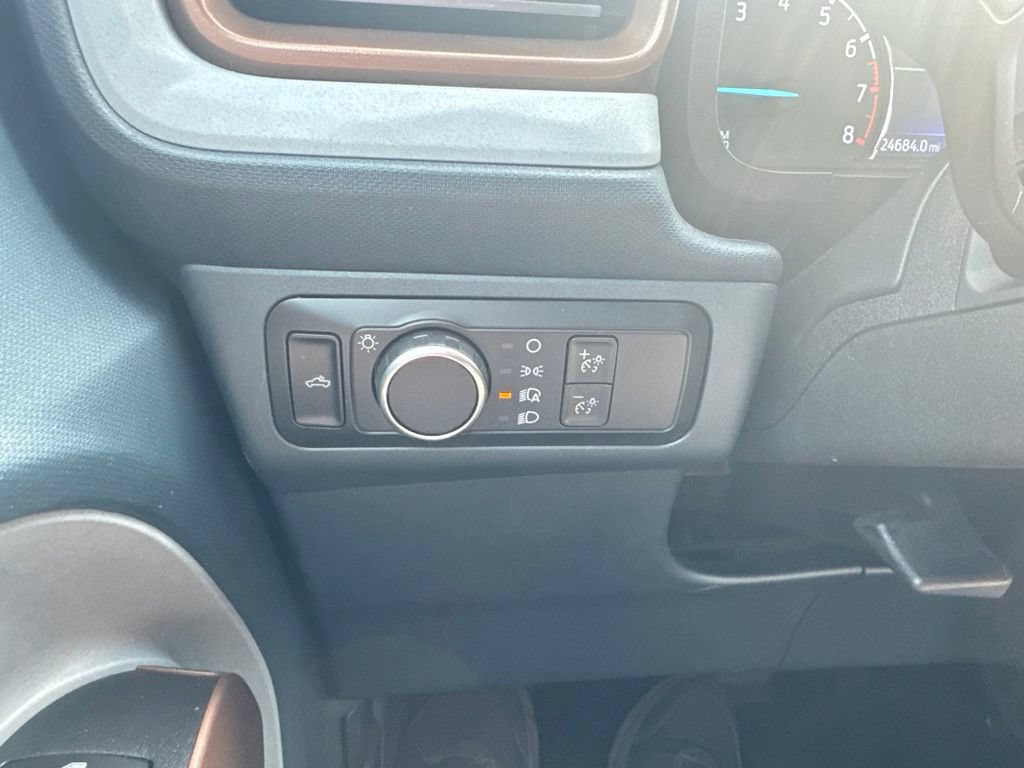 Used 2022 Ford Maverick Lariat w/ Lariat Luxury Package AWD/4WD image 25