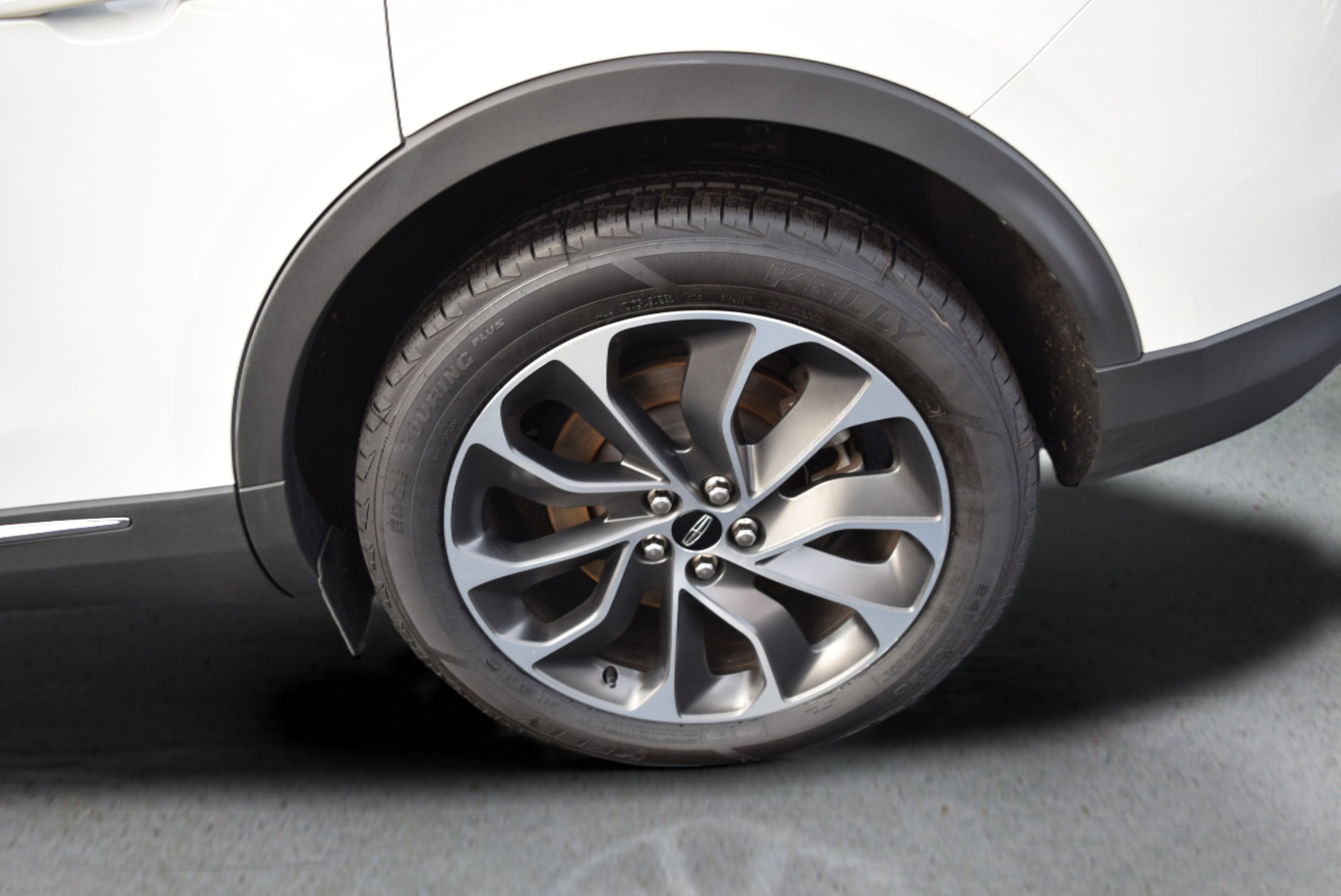 Used 2021 Lincoln Nautilus Reserve image 6