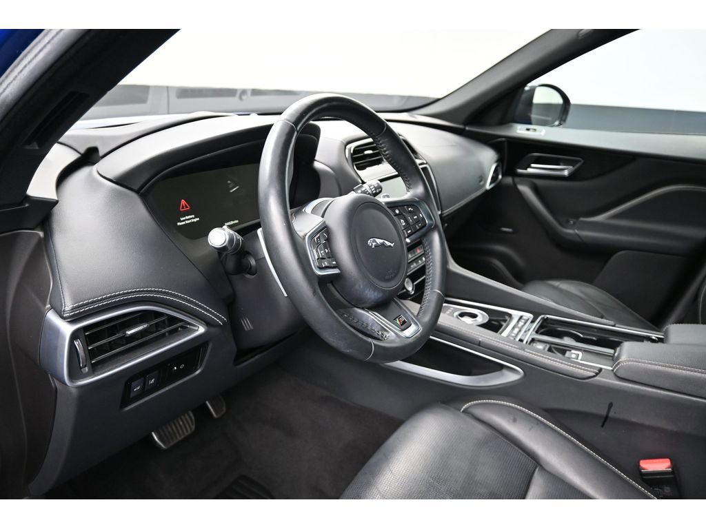 Used 2018 Jaguar F-PACE S AWD/4WD image 10