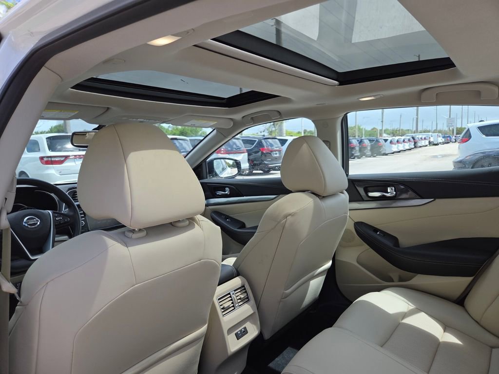 Used 2019 Nissan Maxima 3.5 SL w/ Floor Mat Group image 18