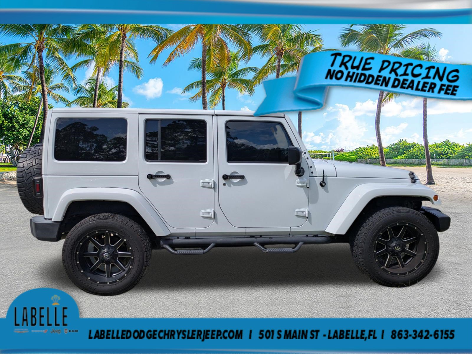 Used 2016 Jeep Wrangler Unlimited Sahara w/ Connectivity Group AWD/4WD image 3