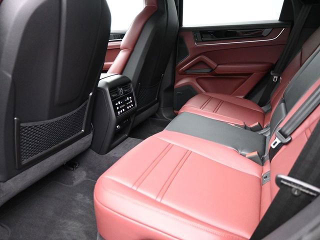 New 2026 Porsche Cayenne S image 20
