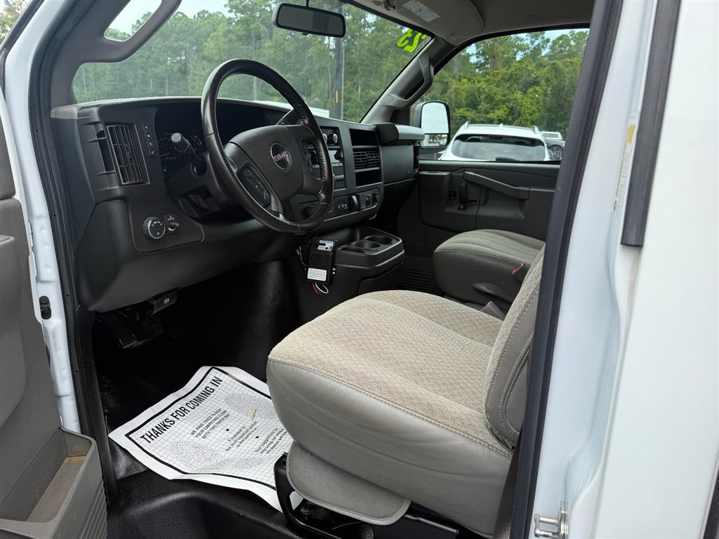Used 2023 GMC Savana 3500 w/ Power Convenience Package image 10