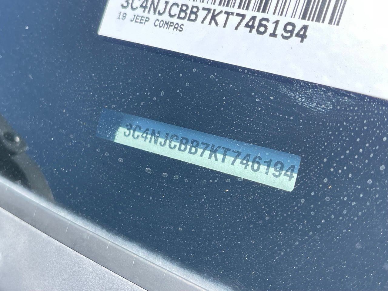 Used 2019 Jeep Compass Latitude FWD image 13