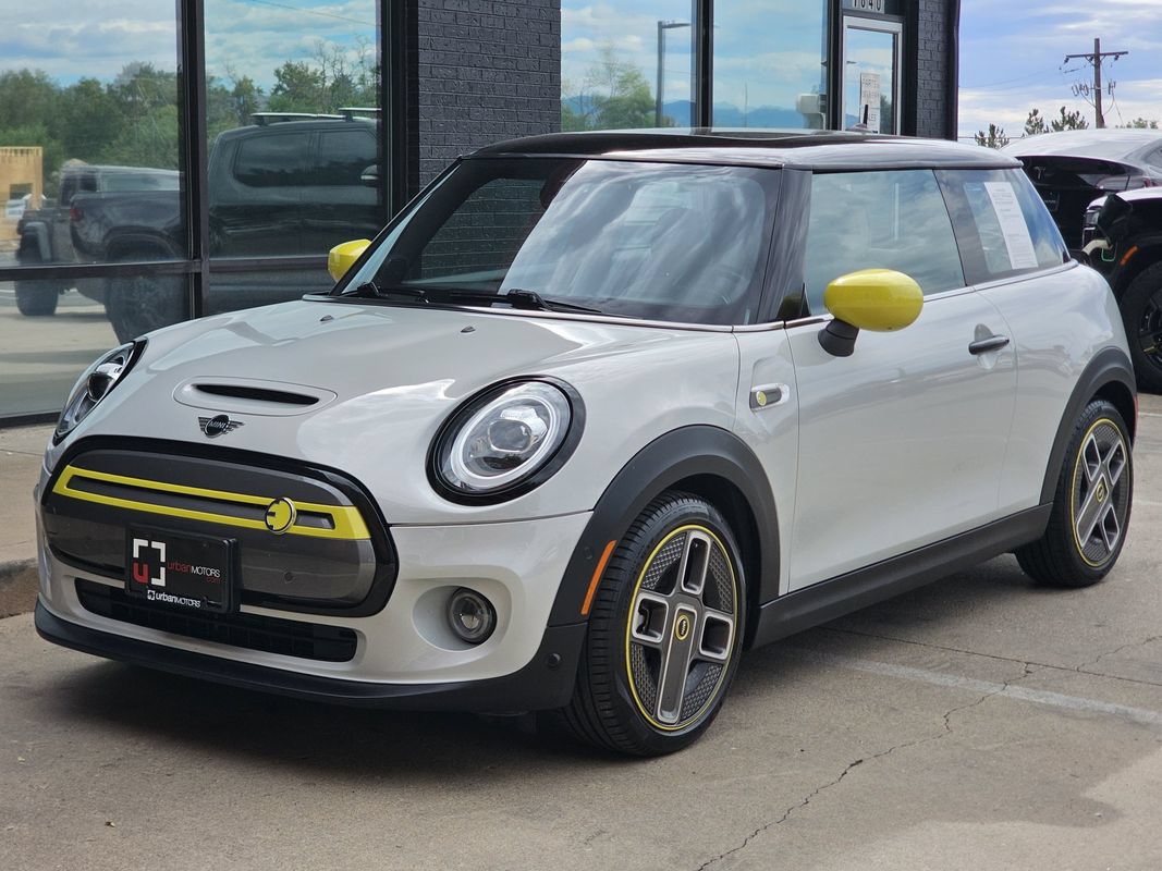 Used 2020 MINI Cooper SE w/ 8.8" Touchscreen Nav Package FWD image 7