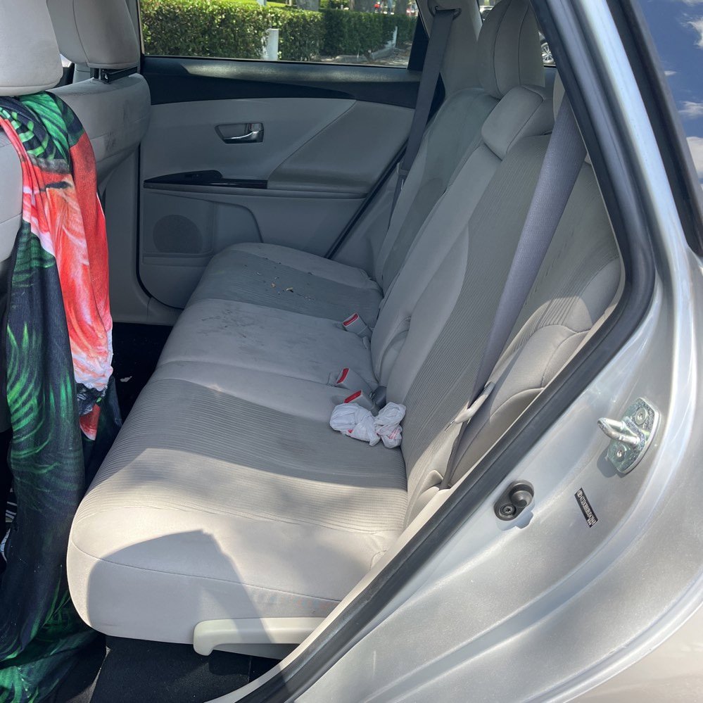Used 2011 Toyota Venza FWD image 11