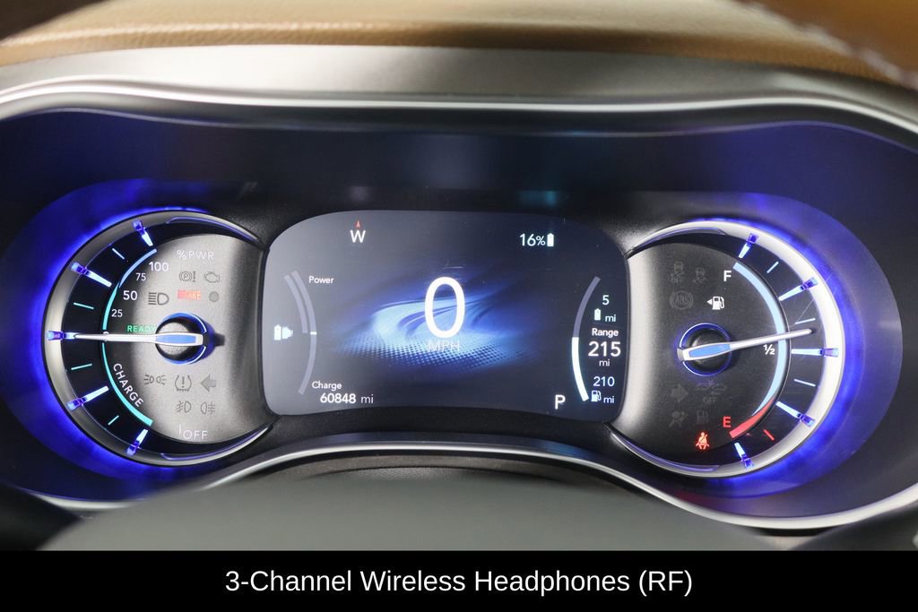 Used 2020 Chrysler Pacifica Limited w/ Advanced Safetytec Group image 11