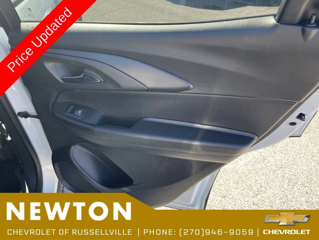 Used 2023 Chevrolet TrailBlazer LT FWD image 30