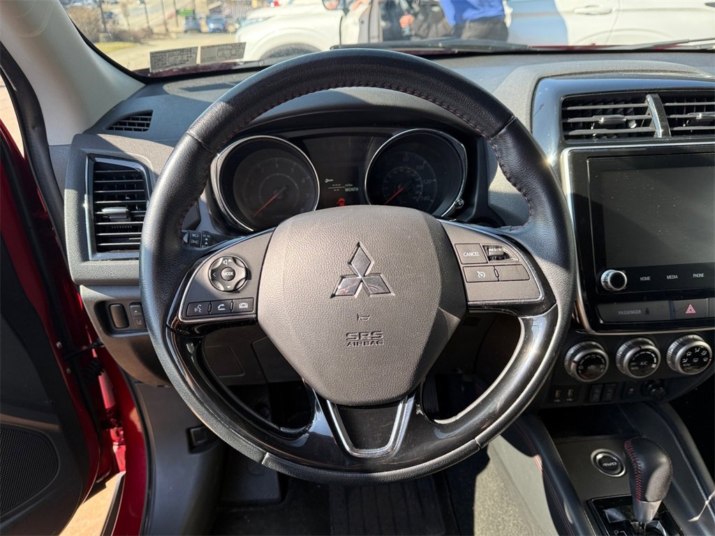 Used 2021 Mitsubishi Outlander Sport LE image 15