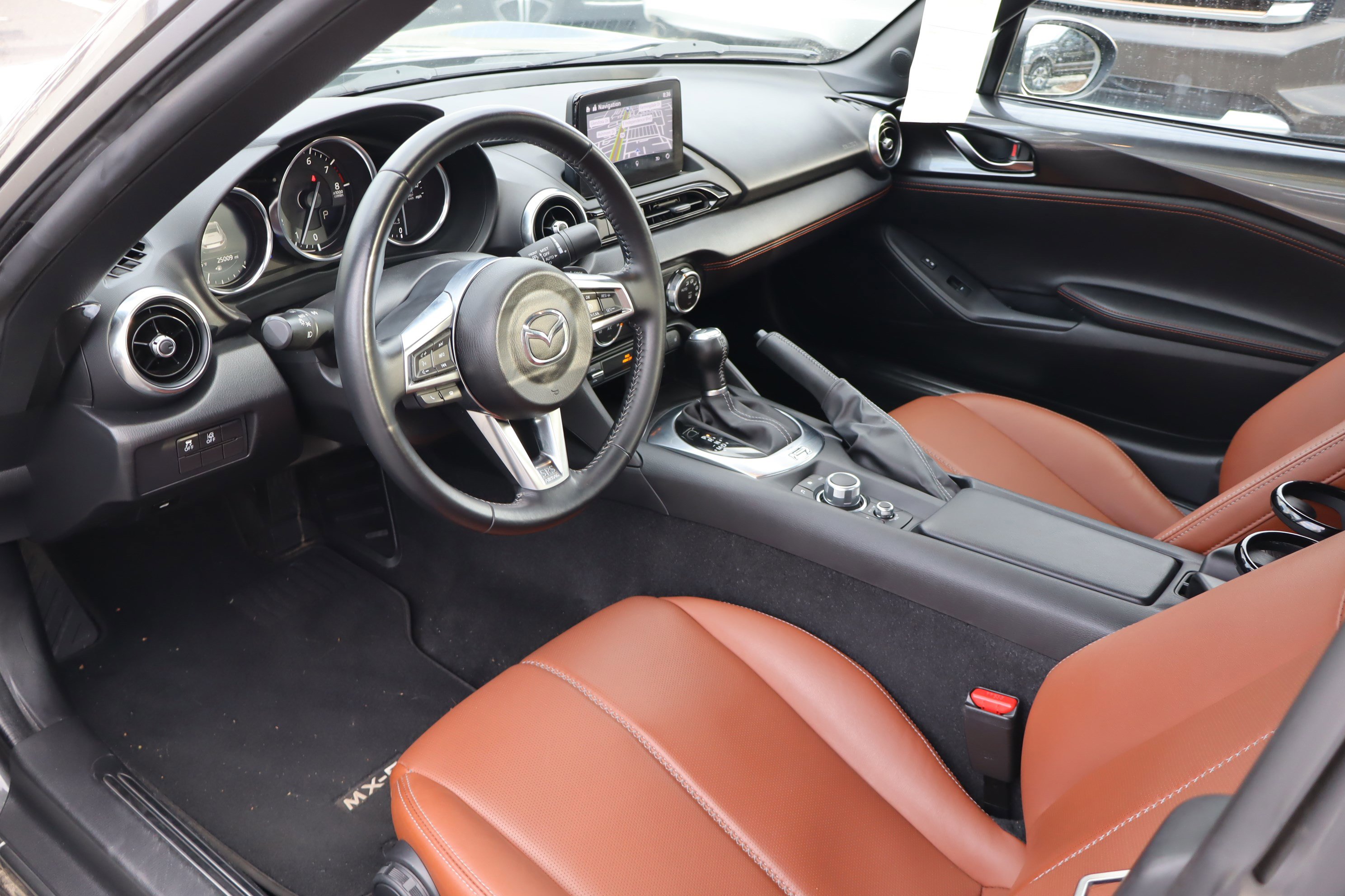 Used 2023 MAZDA MX-5 Miata Grand Touring image 12