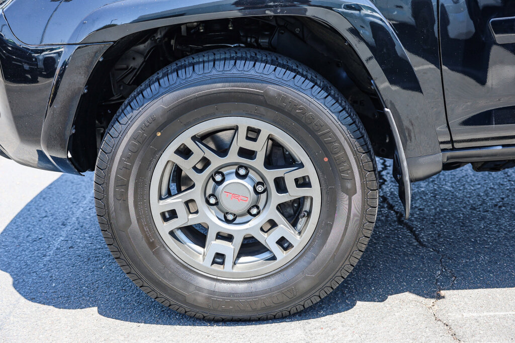Used 2019 Toyota 4Runner TRD Off-Road Premium AWD/4WD image 28