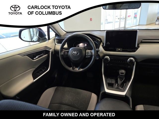 Used 2024 Toyota RAV4 XLE image 22