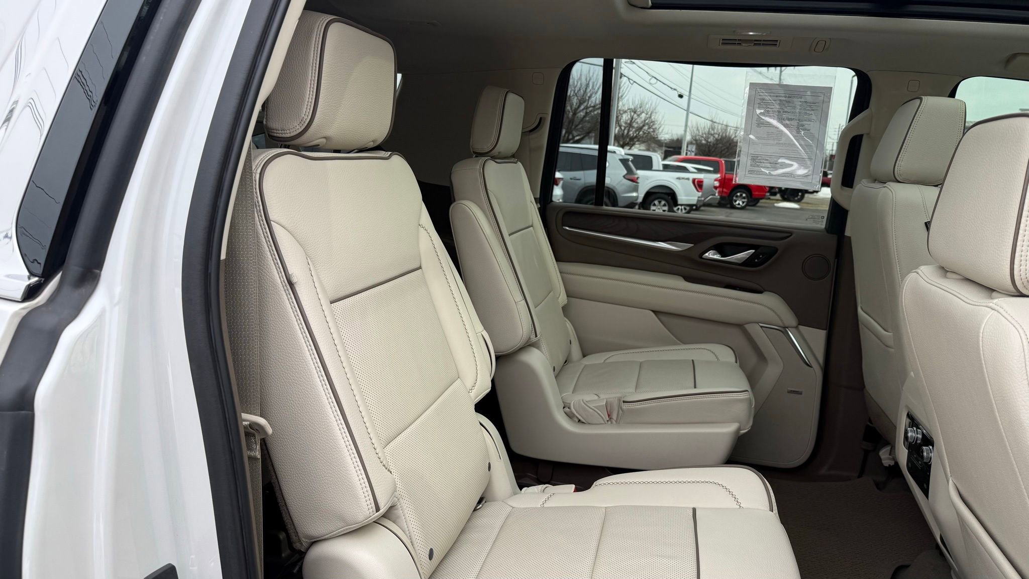 Used 2021 GMC Yukon XL Denali image 20
