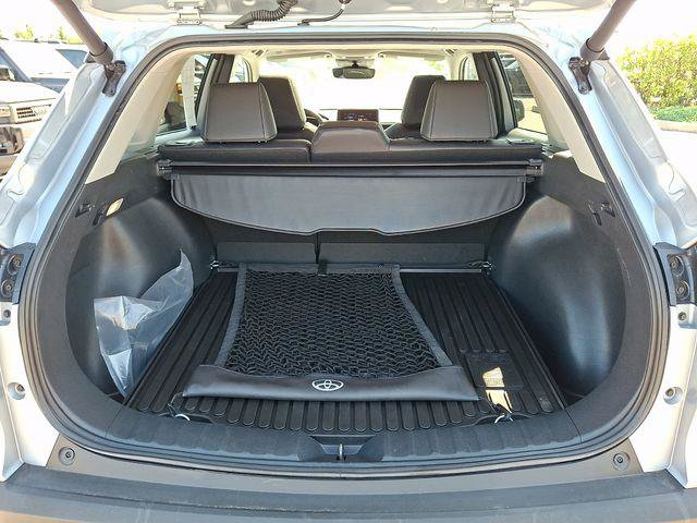 Certified 2023 Toyota Corolla Cross XLE w/ Convenience Package AWD/4WD image 29