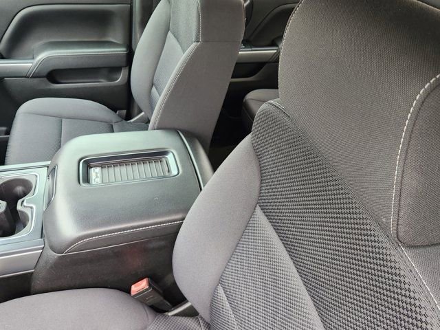 Used 2018 Chevrolet Silverado 1500 LT w/ Texas Edition image 21