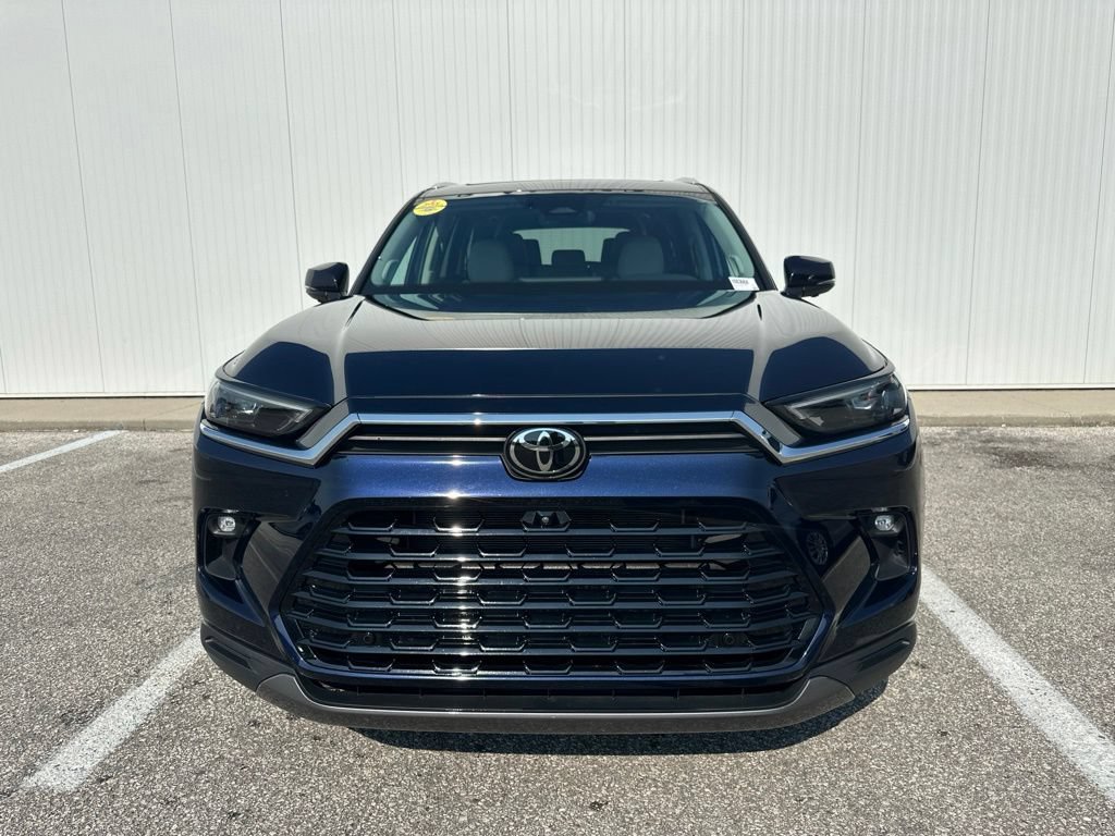 Used 2024 Toyota Grand Highlander AWD Hybrid image 11