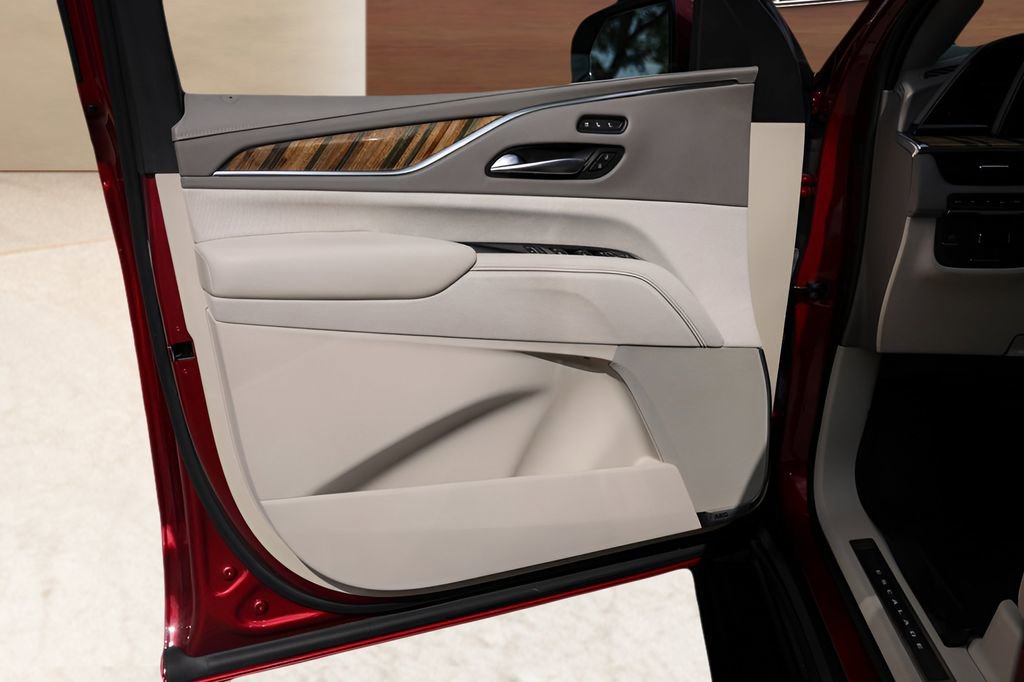 Used 2021 Cadillac Escalade Sport Platinum image 26