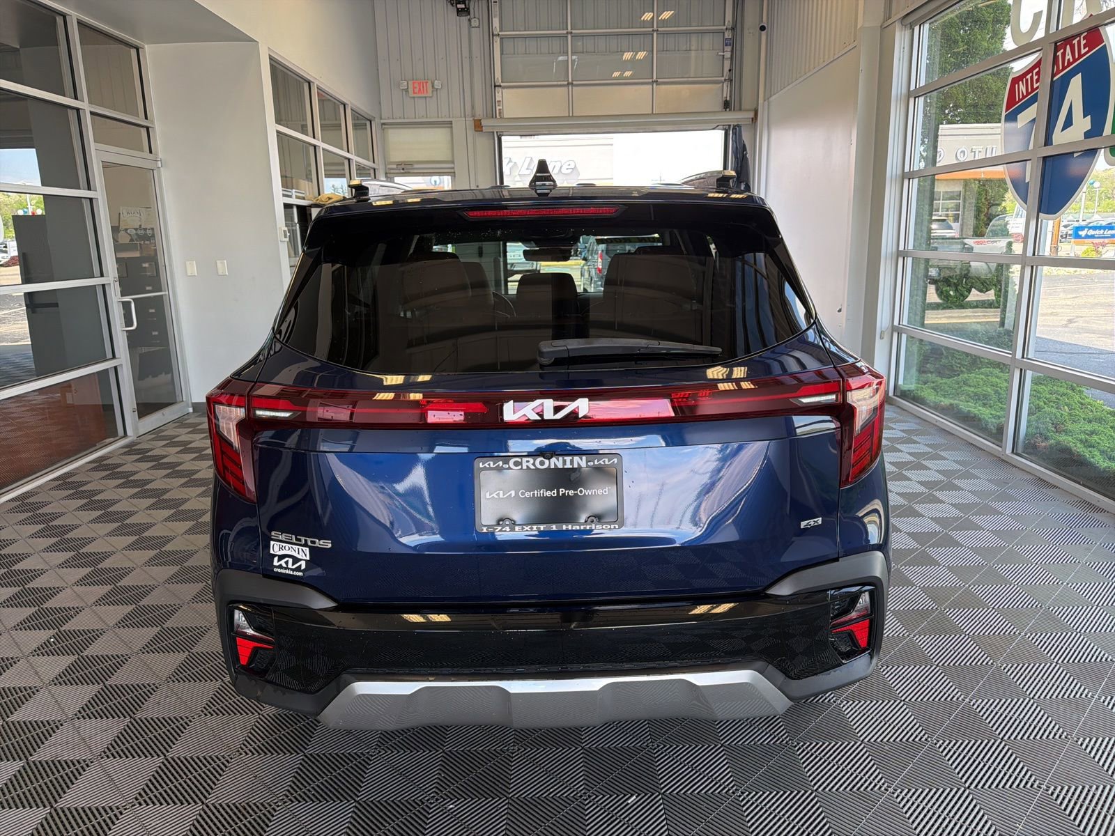 Used 2024 Kia Seltos EX AWD/4WD image 5