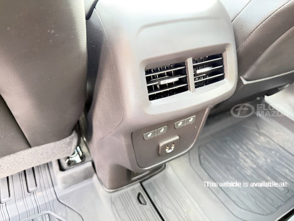 Used 2024 GMC Terrain Denali w/ Denali Premium Package image 24