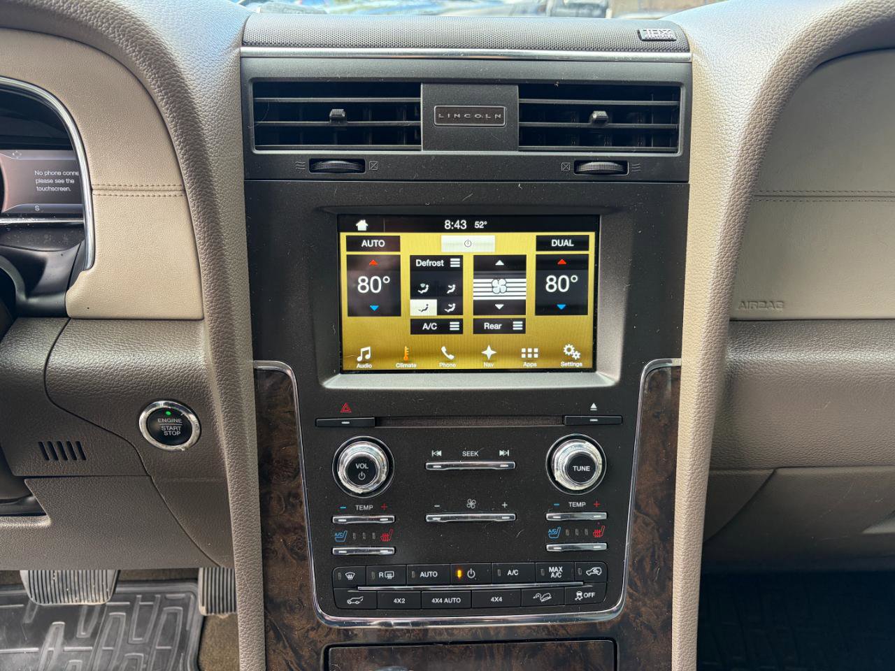 Used 2016 Lincoln Navigator L Select AWD/4WD image 19