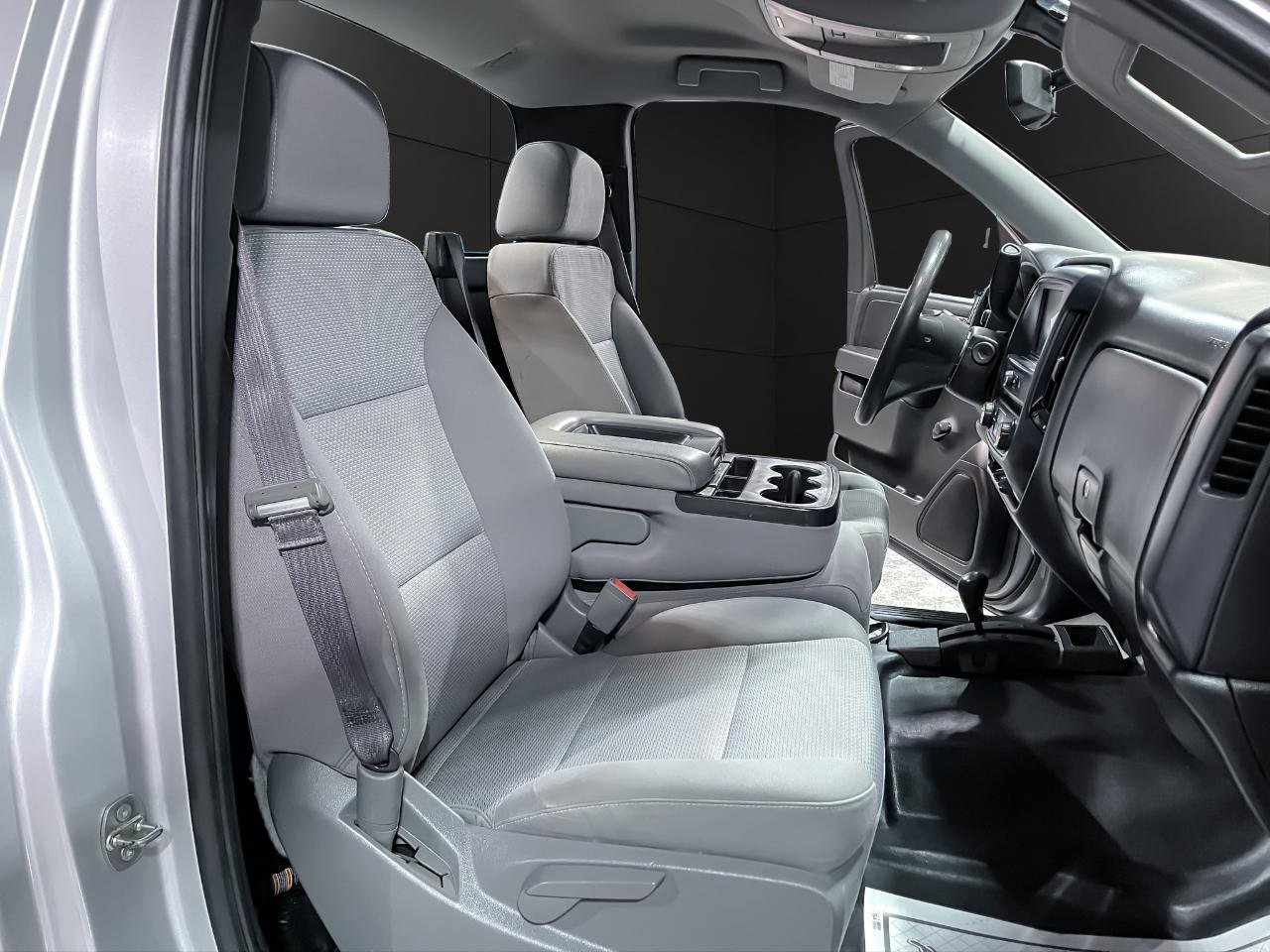 Used 2017 GMC Sierra 1500 4x4 Regular Cab image 14