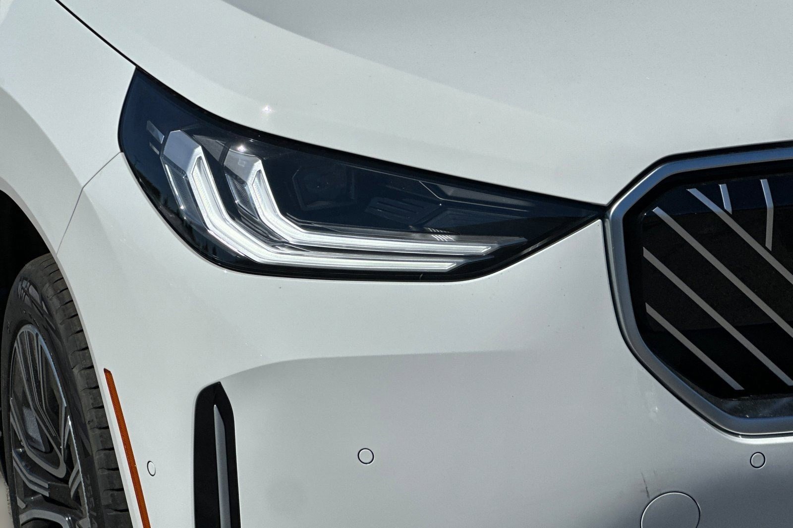 Used 2025 BMW X3 xDrive30i w/ Convenience Package image 10