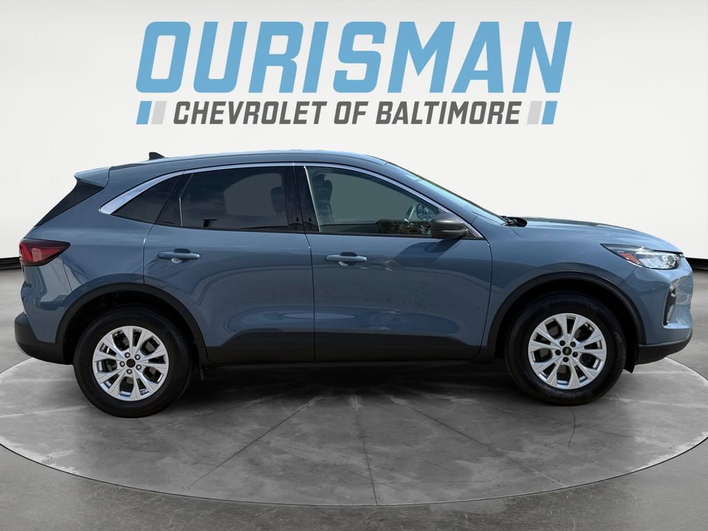 Used 2024 Ford Escape Active AWD/4WD image 7