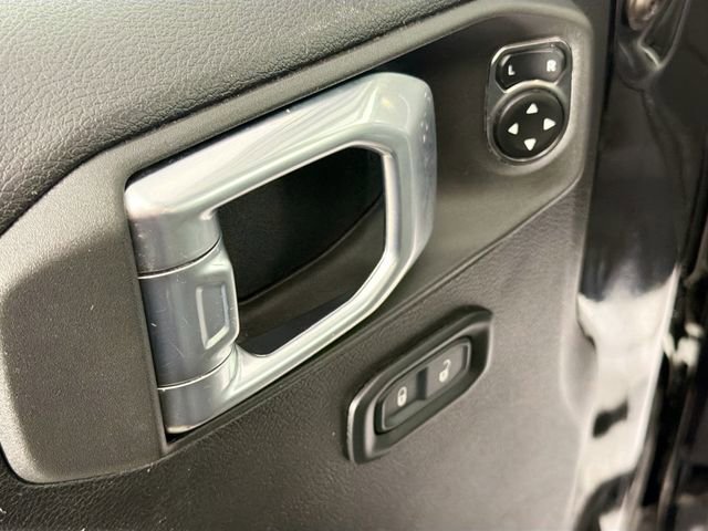 Used 2023 Jeep Wrangler Unlimited Sport AWD/4WD image 17