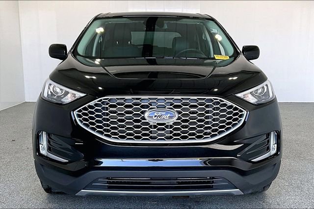 Used 2024 Ford Edge SEL w/ Convenience Package AWD/4WD image 2