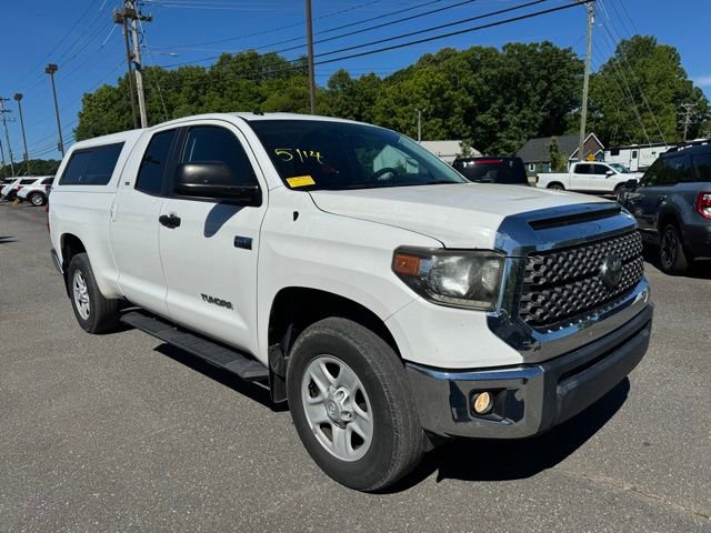 Used 2018 Toyota Tundra SR5 w/ SR5 Upgrade Package AWD/4WD image 2