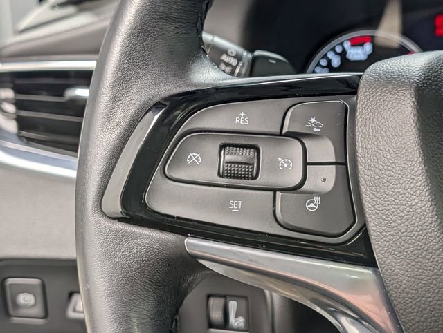 Used 2024 Buick Enclave Avenir w/ Avenir Technology Package image 22