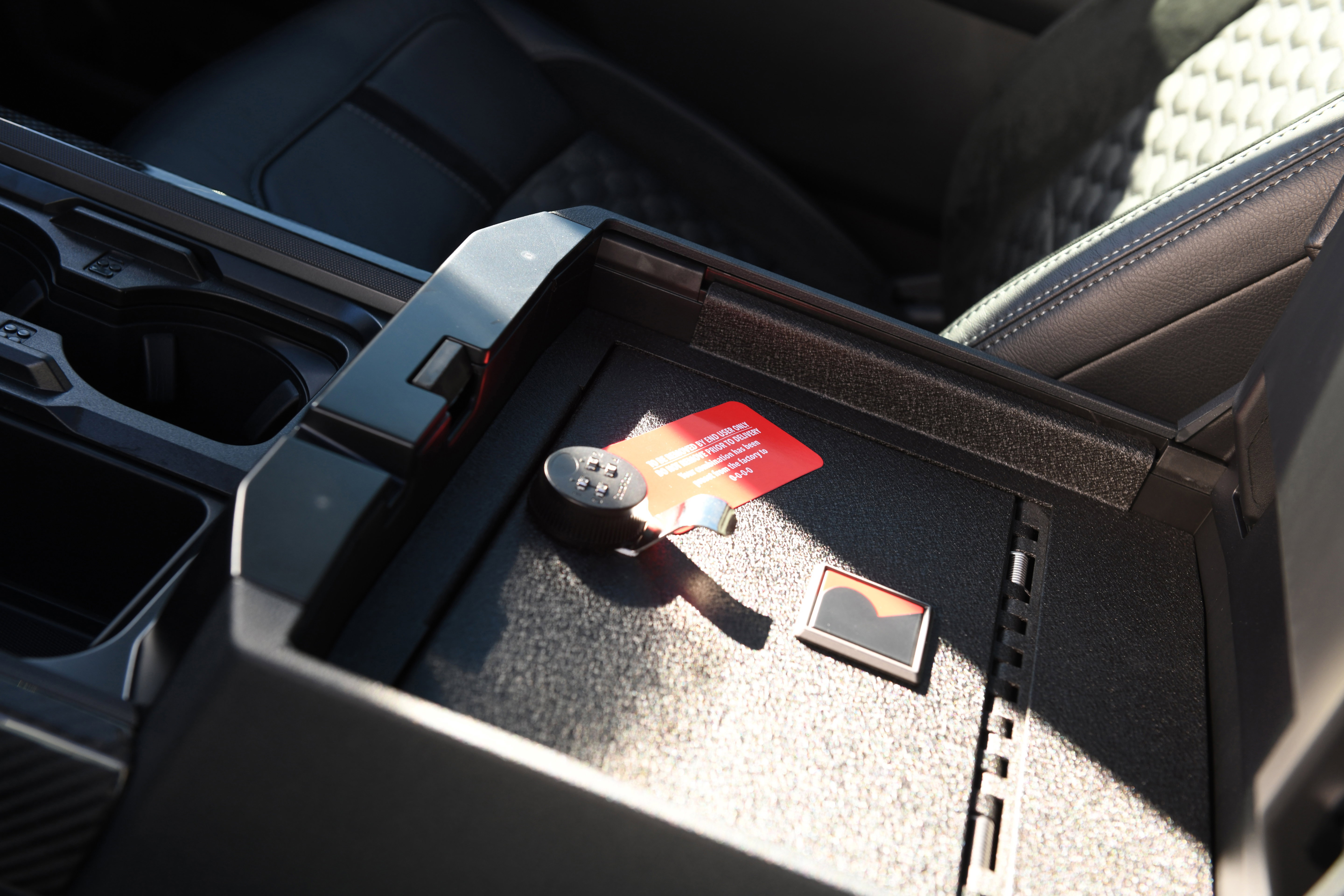 New 2026 Ford F250 Lariat w/ Black Appearance Package image 46