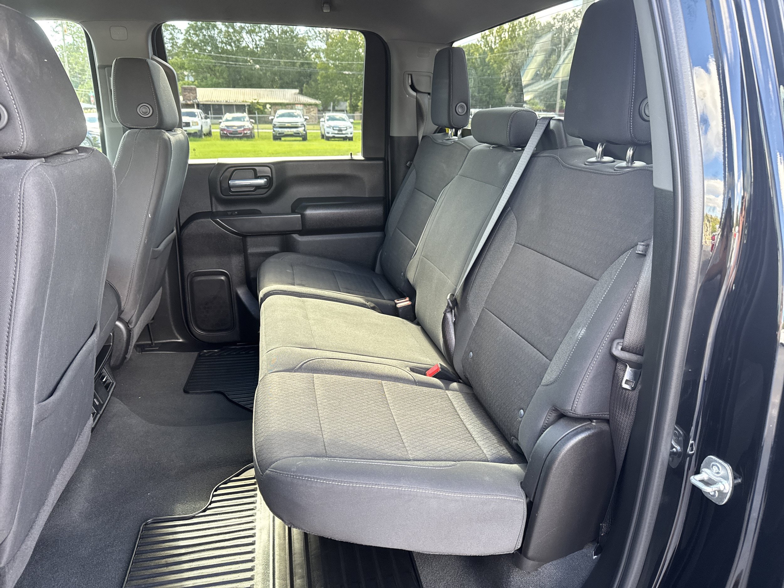 Used 2025 Chevrolet Silverado 2500 Custom w/ Custom Value Package AWD/4WD image 24