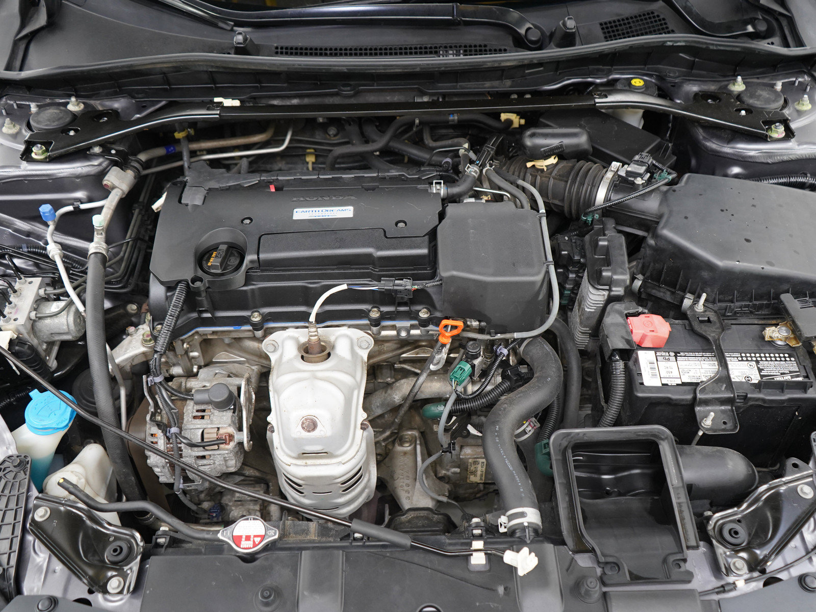 Used 2016 Honda Accord EX image 29