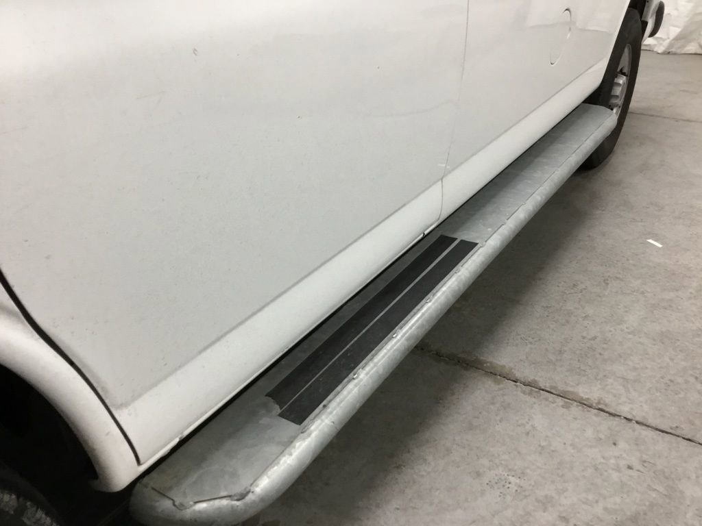 Used 2023 GMC Savana 2500 w/ Driver Convenience Package image 5