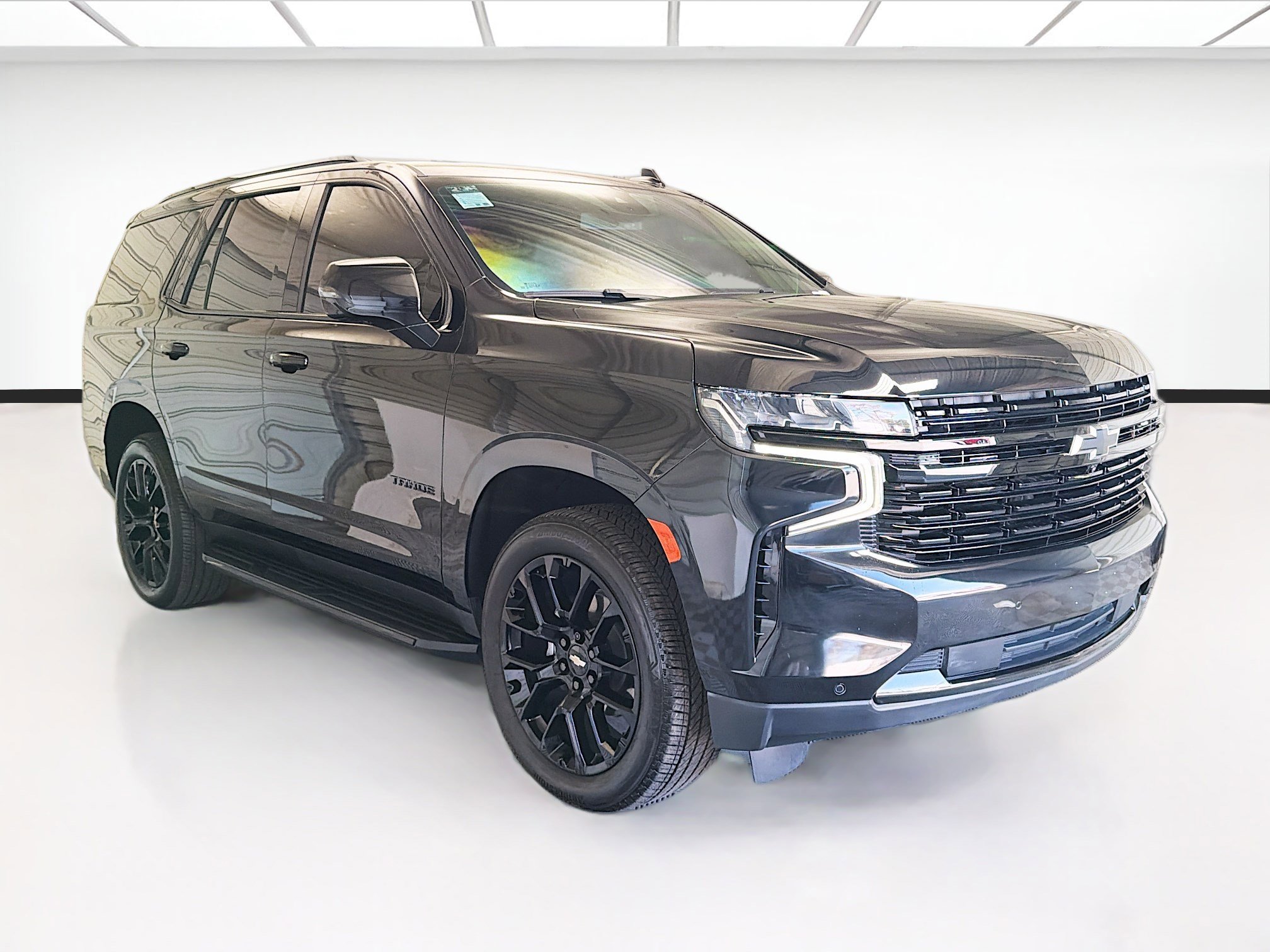 Used 2023 Chevrolet Tahoe RST w/ Sport Performance Package image 3